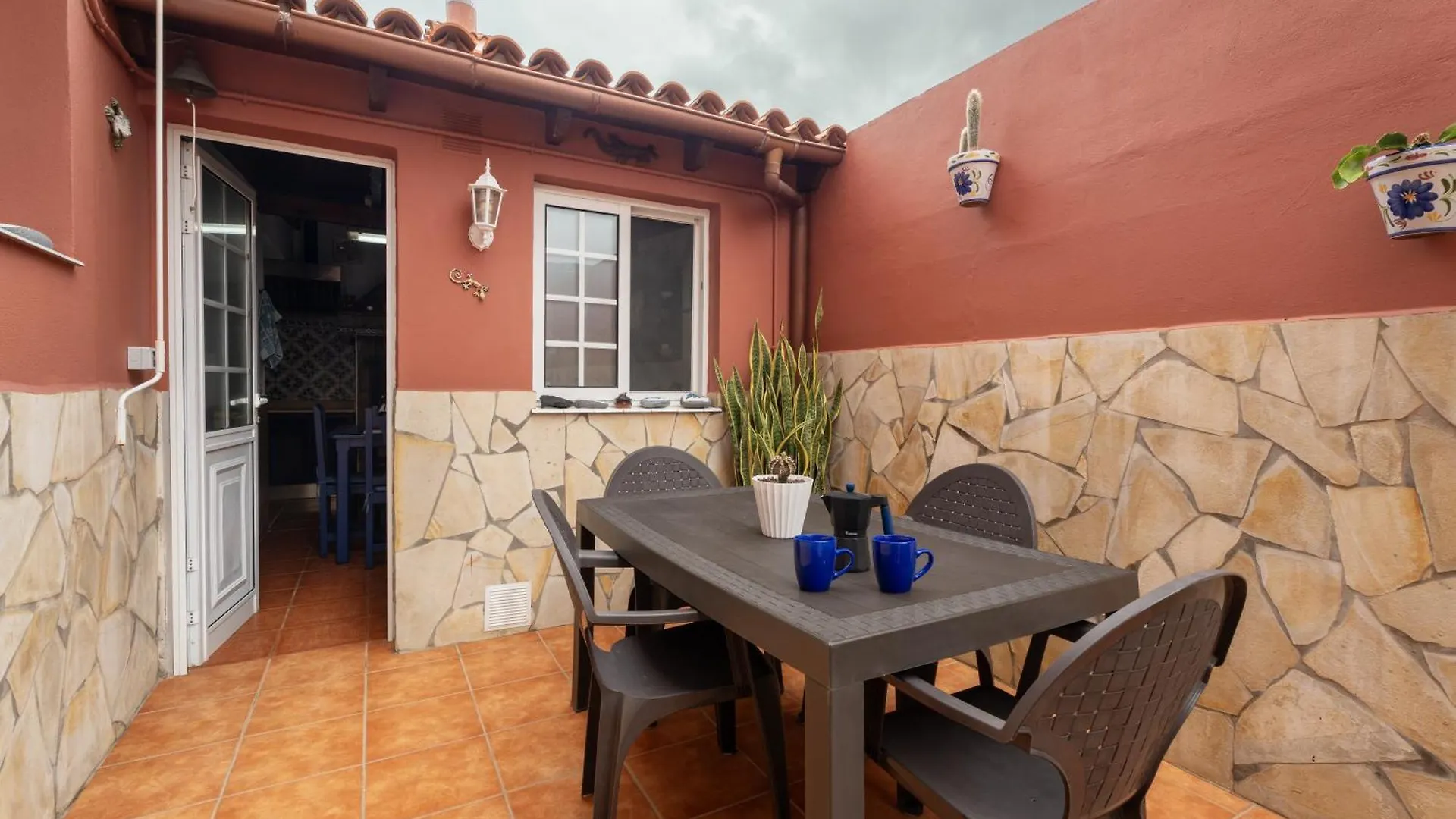 Dom wakacyjny Willa Casa Matyas Icod De Los Vinos Hiszpania